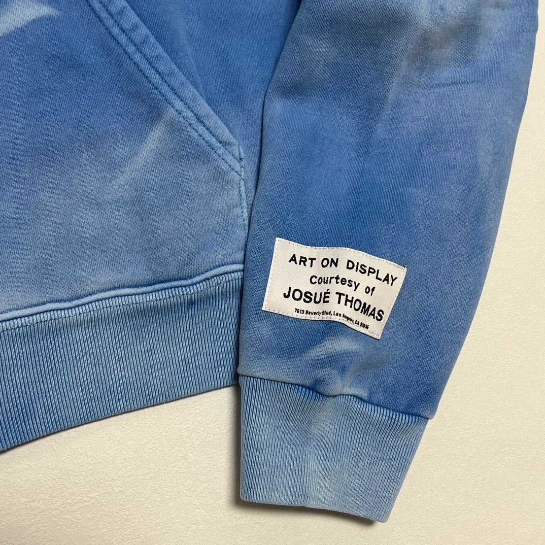 GALLERY DEPT. SUN FADED ENGLISH LOGO ZIP UP/BLUE Sun-washed blue water ripple English zipper hoodie Washed blue S-XL Ready-to-wear dyeing Hand-sewn heavy-weight horsetail fading Super-heavy washing Hand-hanging holes Bones frayed and whitened Mold customization with G LOGO zipper Correct accessories!
